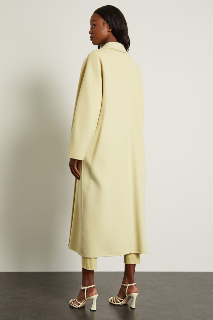 DIFFUSIONETESSILE/INTREND/AIA/Long double-breasted coat/Pastel yellow