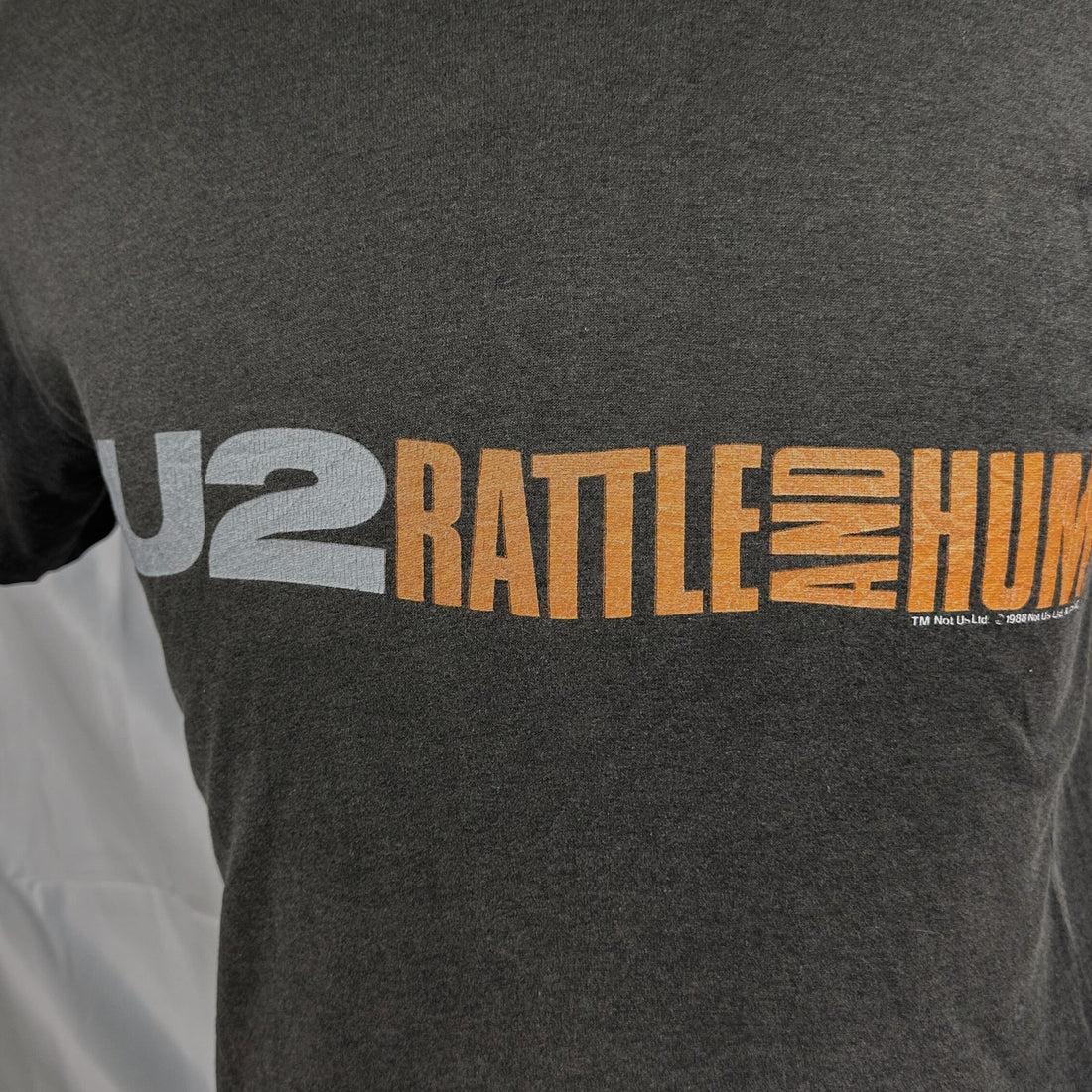 1988 U2 RATTLE AND HUM M 正面ロゴ アップ