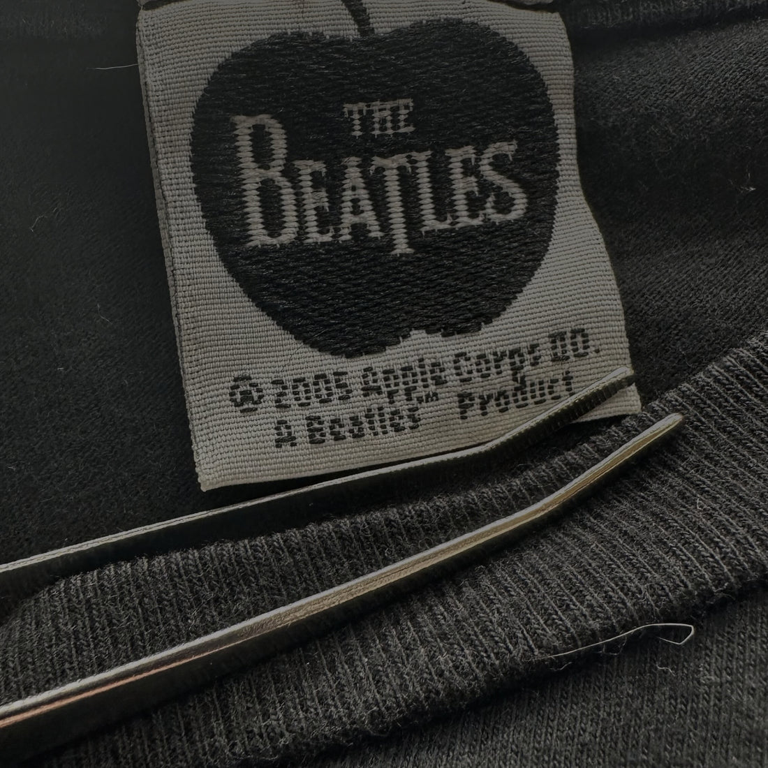 2005 THE BEATLES ABBEY ROAD XL THE BEATLES ネックタグ