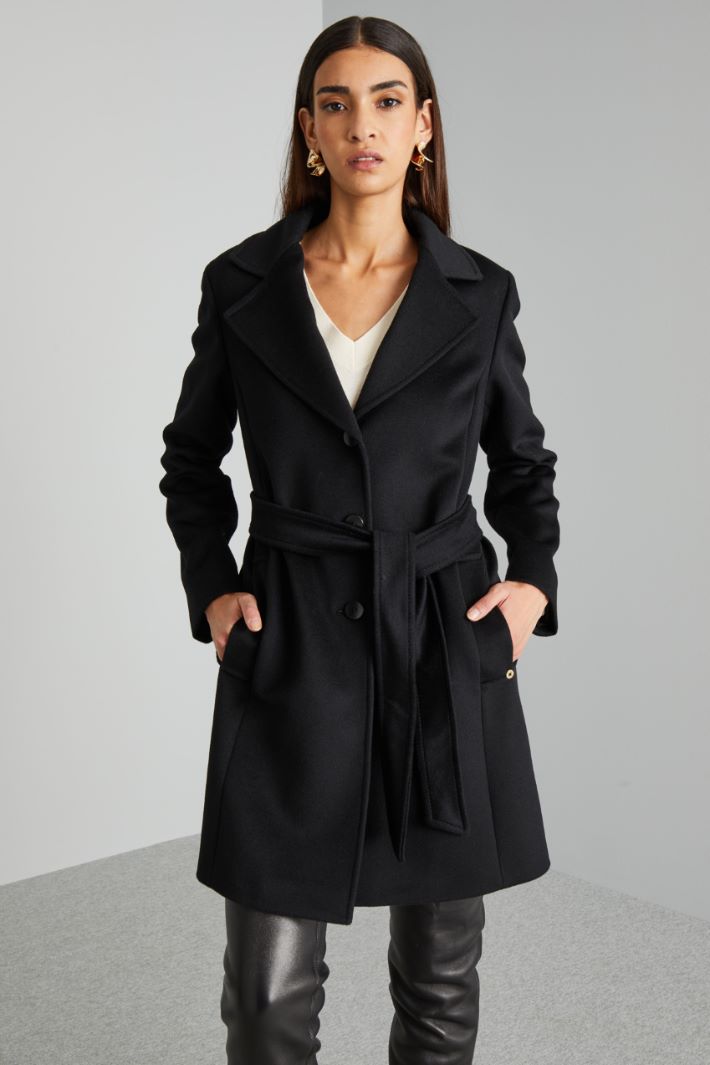 DIFFUSIONETESSILE/INTREND/BANDITO/Pure wool coat/Black