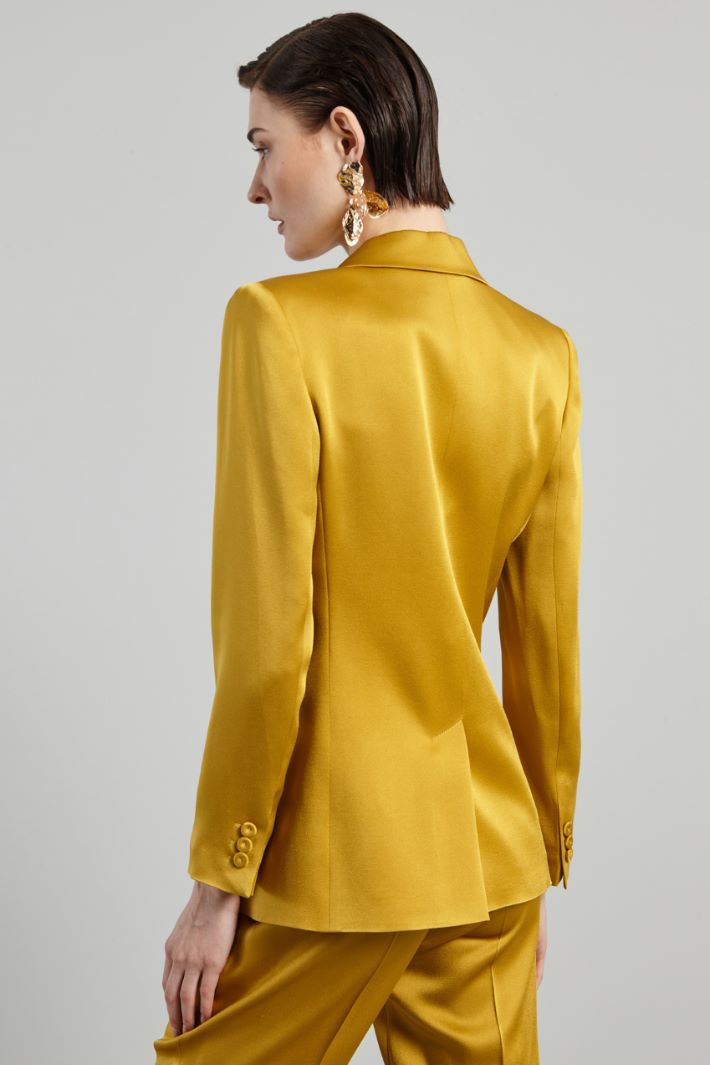 DIFFUSIONETESSILE/INTREND/ABITATA/Single-breasted blazer in enver satin/MUSTARD