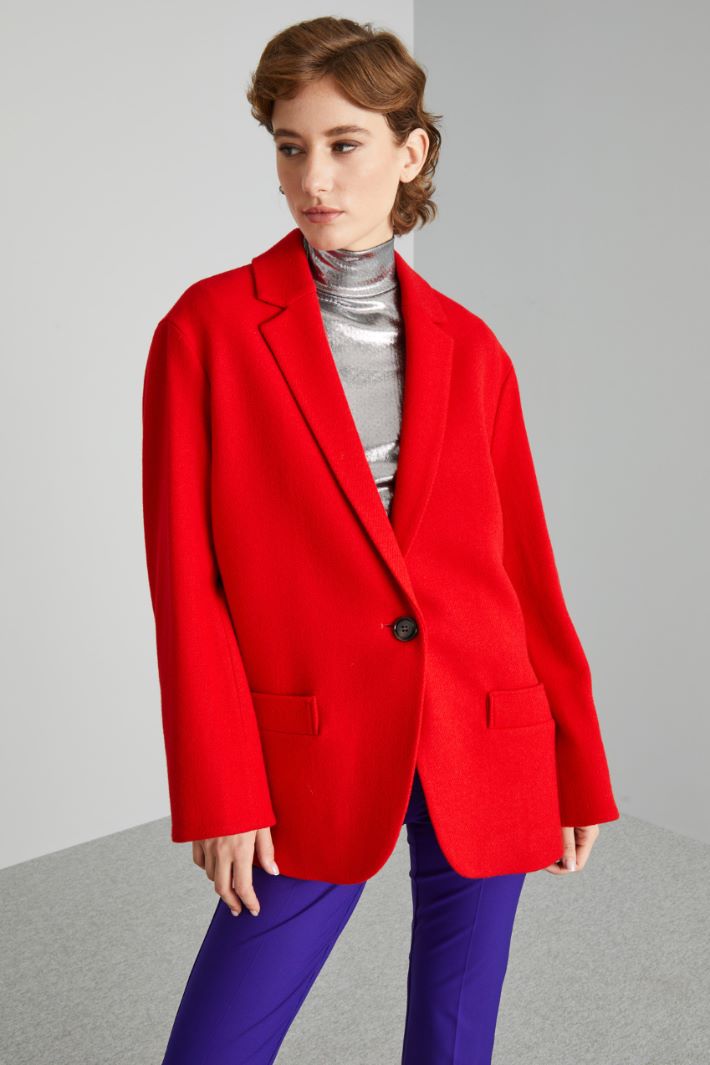 BROCHURE Oversized wool mat blazer