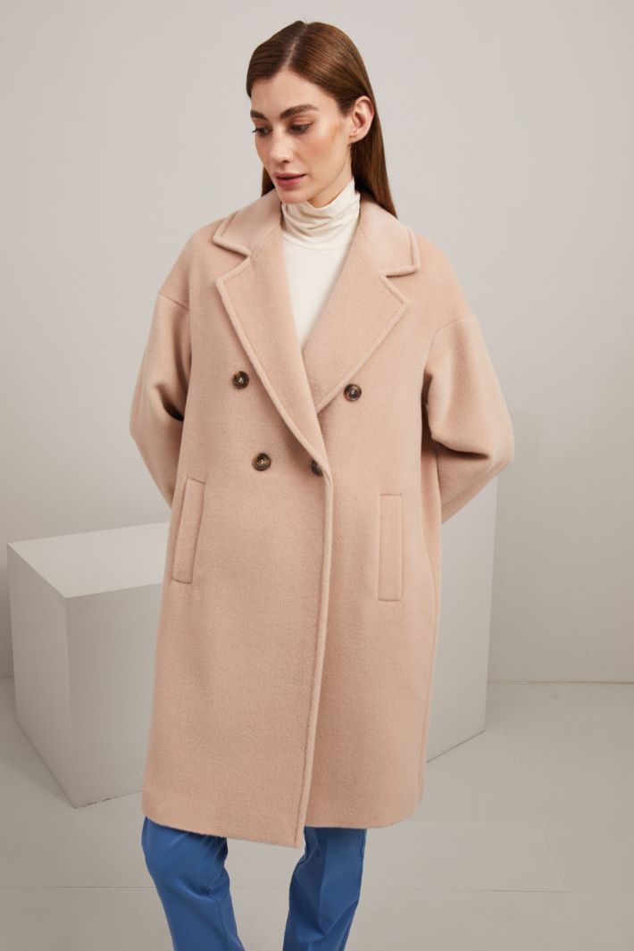 DIFFUSIONETESSILE/INTREND/4ZANORA/Double-breasted beaver coat/Beige – AGEDD