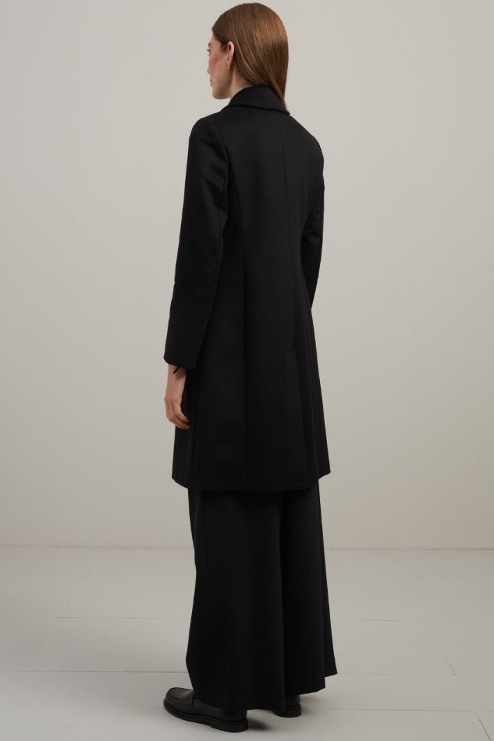 DIFFUSIONETESSILE/INTREND/4VINCITA/Sable draped coat/Black