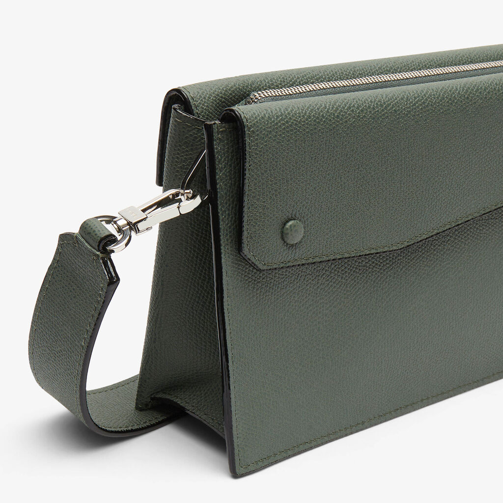 Pocket Shoulder Bag