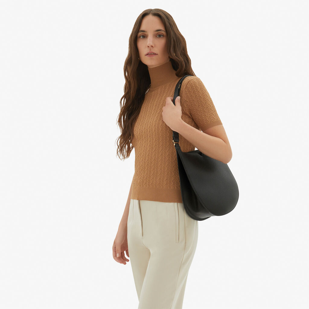 Medium Weekend Hobo Bag