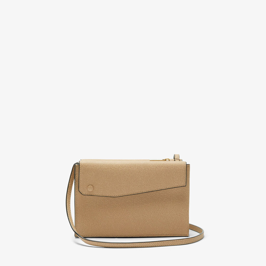 Pocket Slim Shoulder Bag