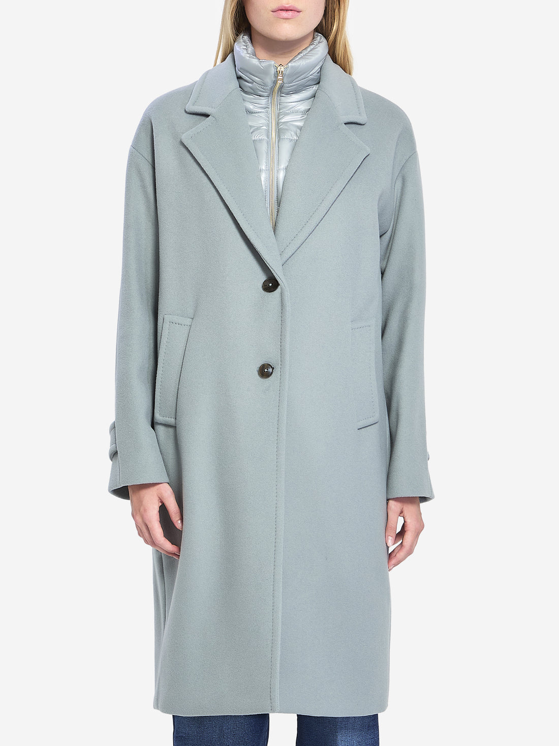 Ultralight wool and nylon coat