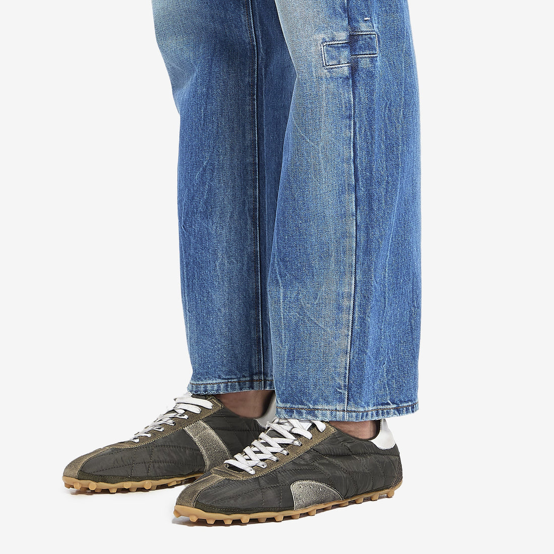 Jeans with patch