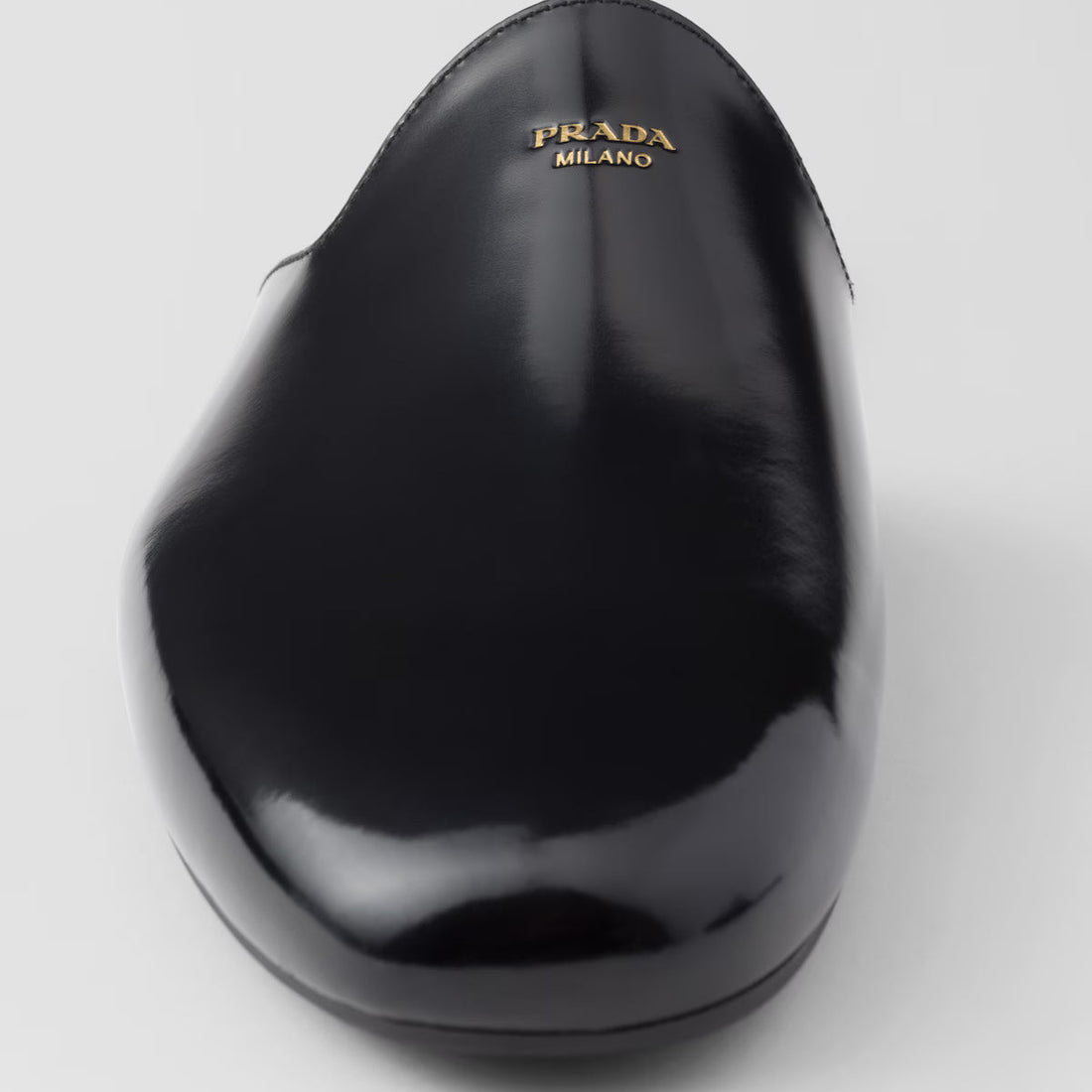 PRADA BRUSHED LEATHER SLIPPERS SIZE 8 BLACK