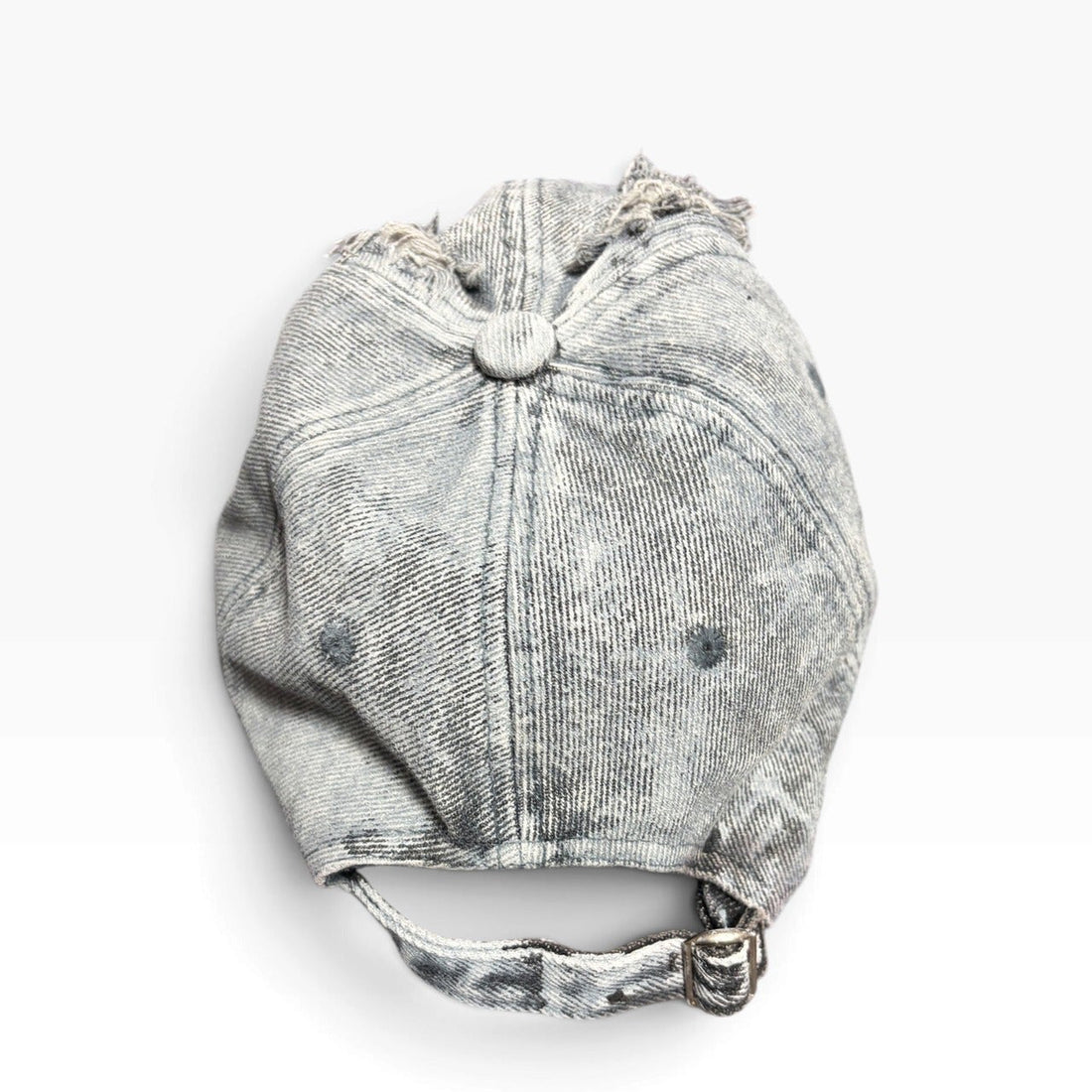Blanc Chaos Cap