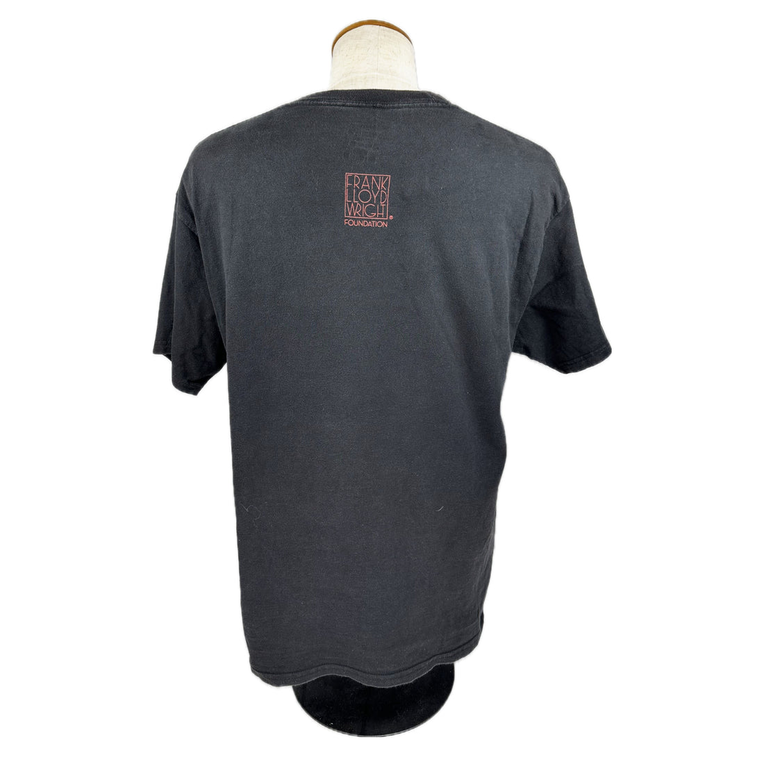 FRANK LLOYD WRIGHT FOUNDATION THE ORGANIC COMMANDMENT L 背面 財団ロゴ