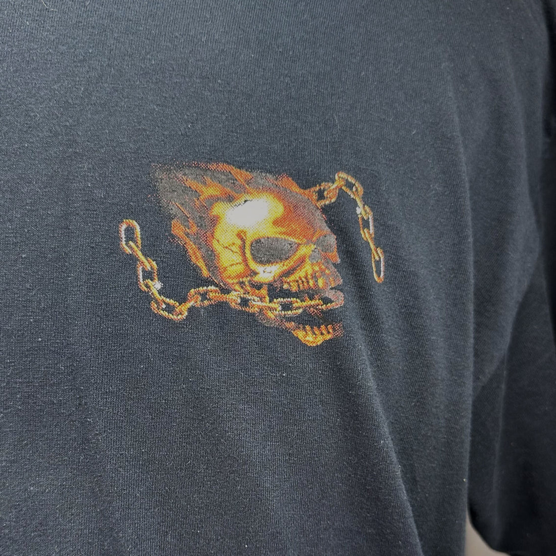 HARLEY-DAVIDSON FLAMING SKULL LIGHTNING L 胸のスカル アップ