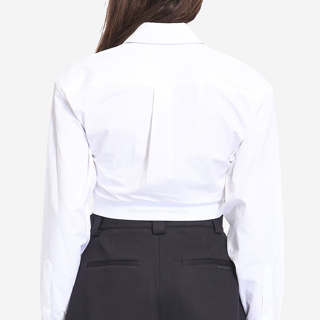 Cropped shirt with elastic band