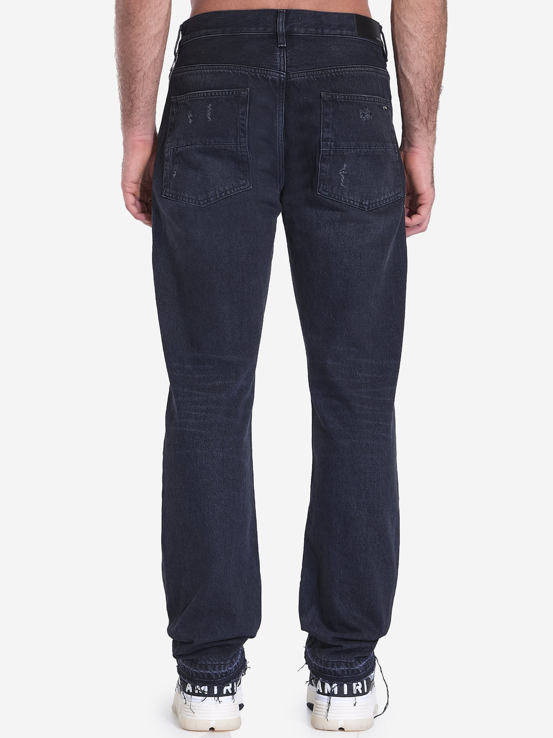 Released hem jeans