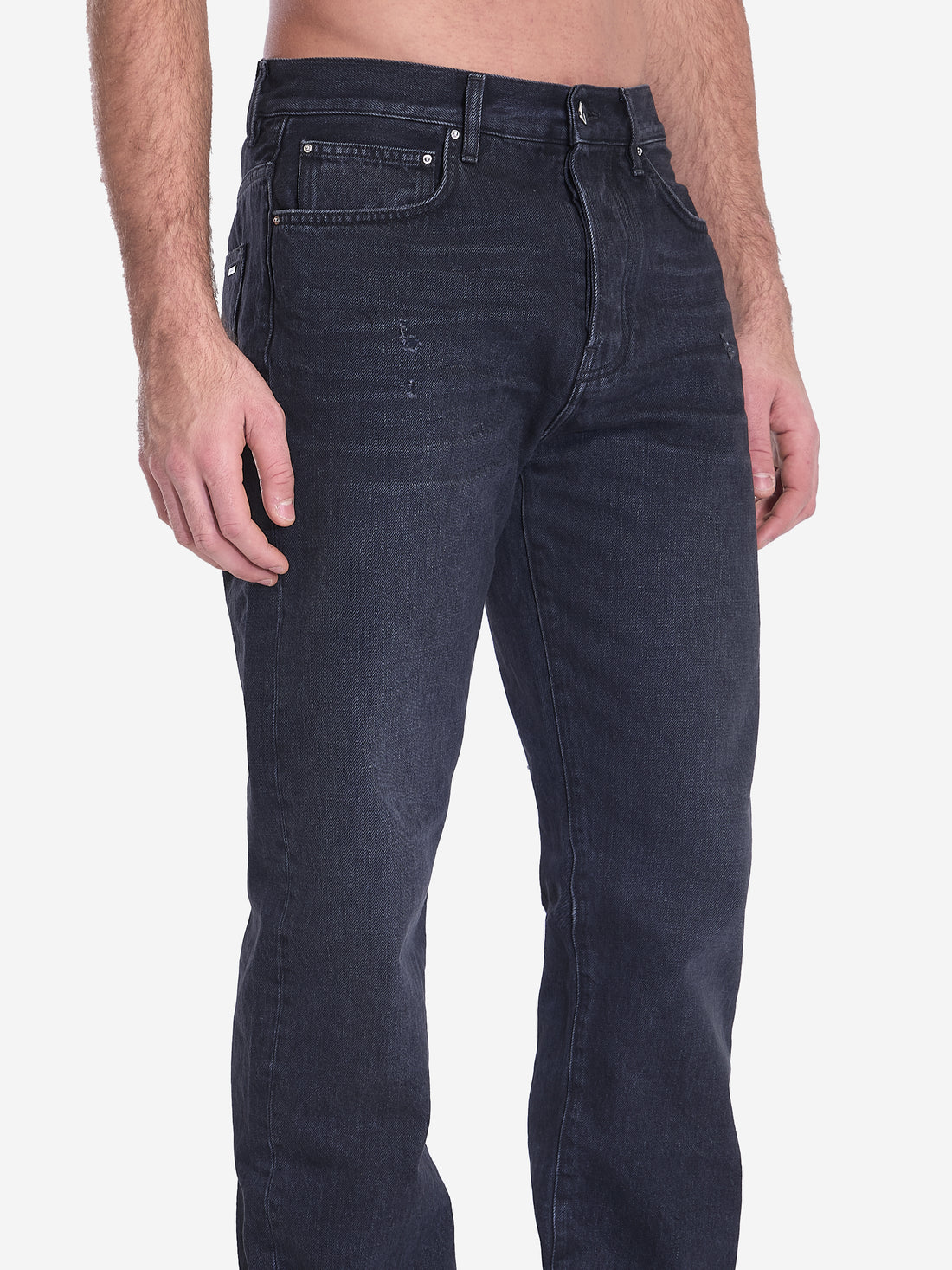 Released hem jeans