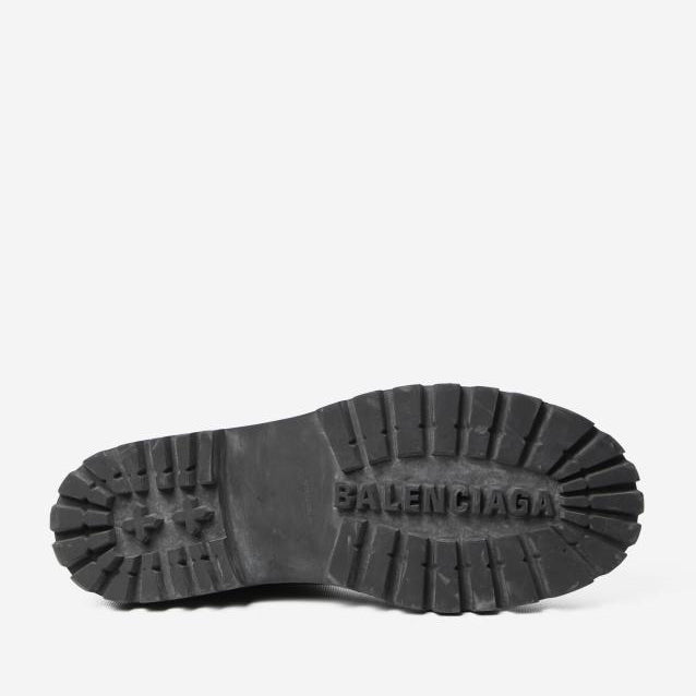 Chelsea Strike Boots