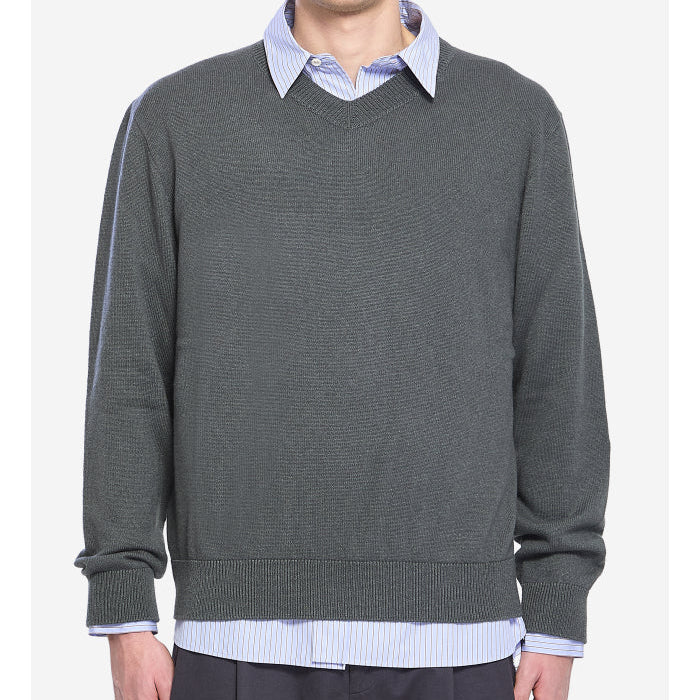 Mamphis sweater