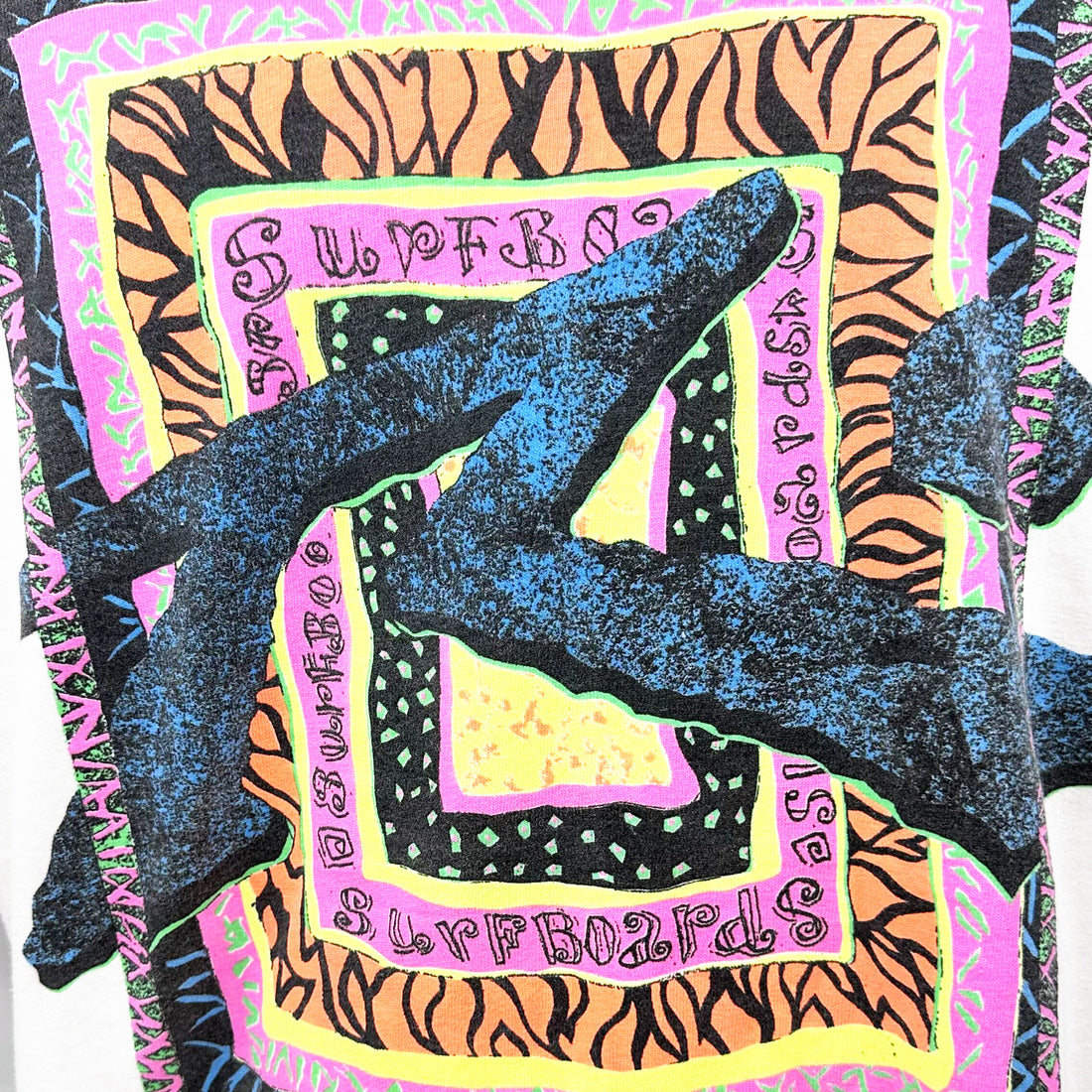 RUSTY SURFBOARDS NEON LOGO L 背面プリント アップ